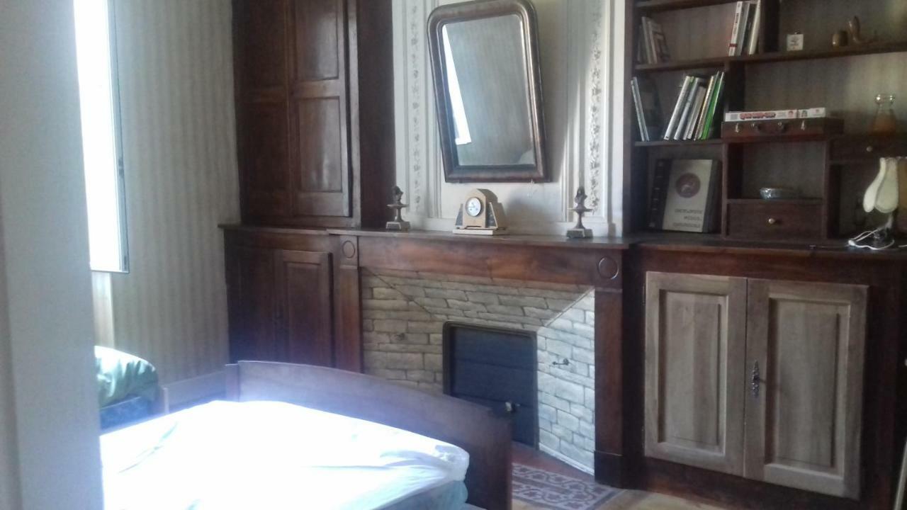 Appartement Du Jardin 생 아프리크 외부 사진